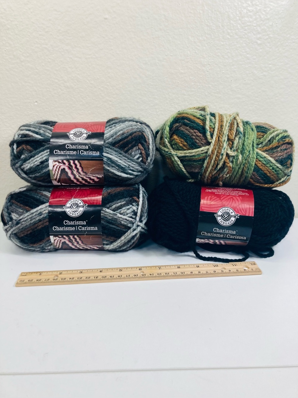 NEW 4 Loops & Threads Charisma 100% Acrylic Super Chunky Variegated + Solid